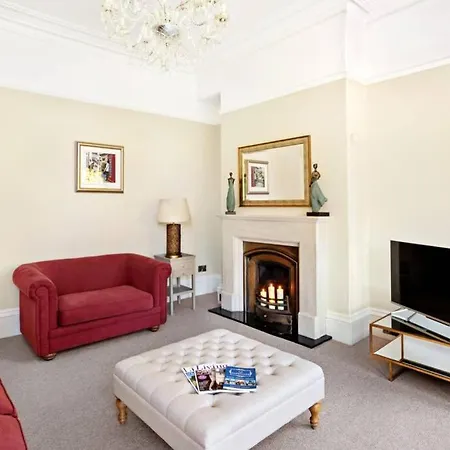 Apartman Townhouse With Parking Harrogate